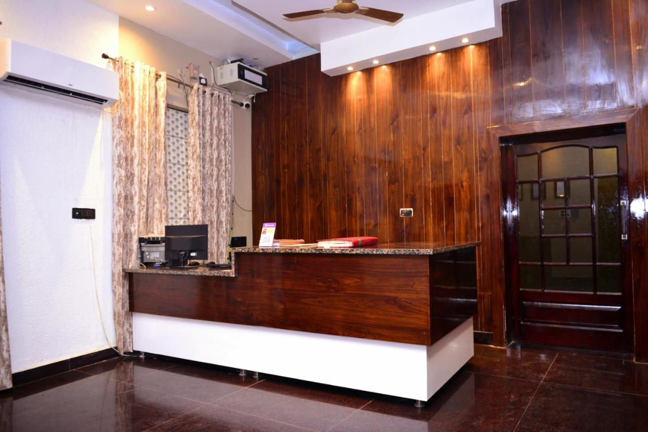 Signature Villa Sonipat Exterior foto